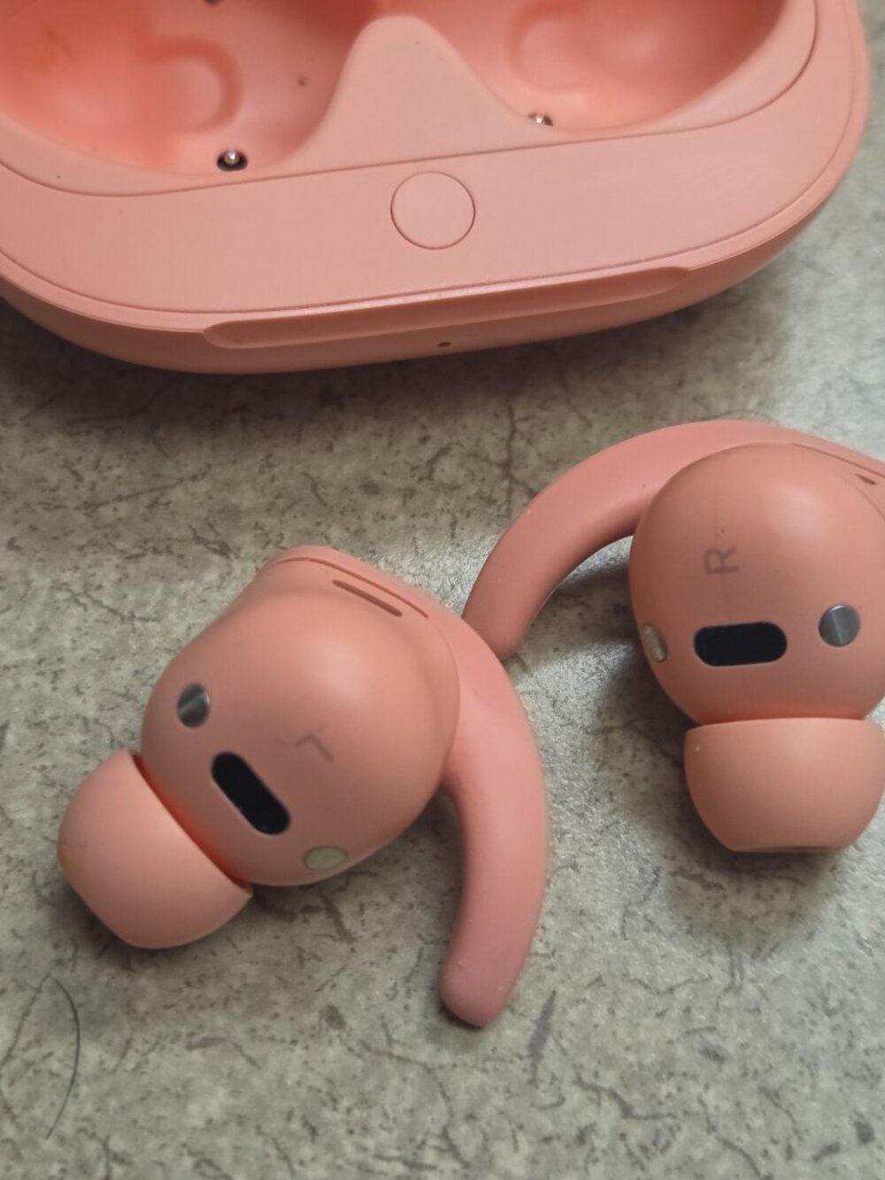 Beats by Dre Fit Pro True Wireless Noise Cancelling Earbuds - Picture 9 of 10